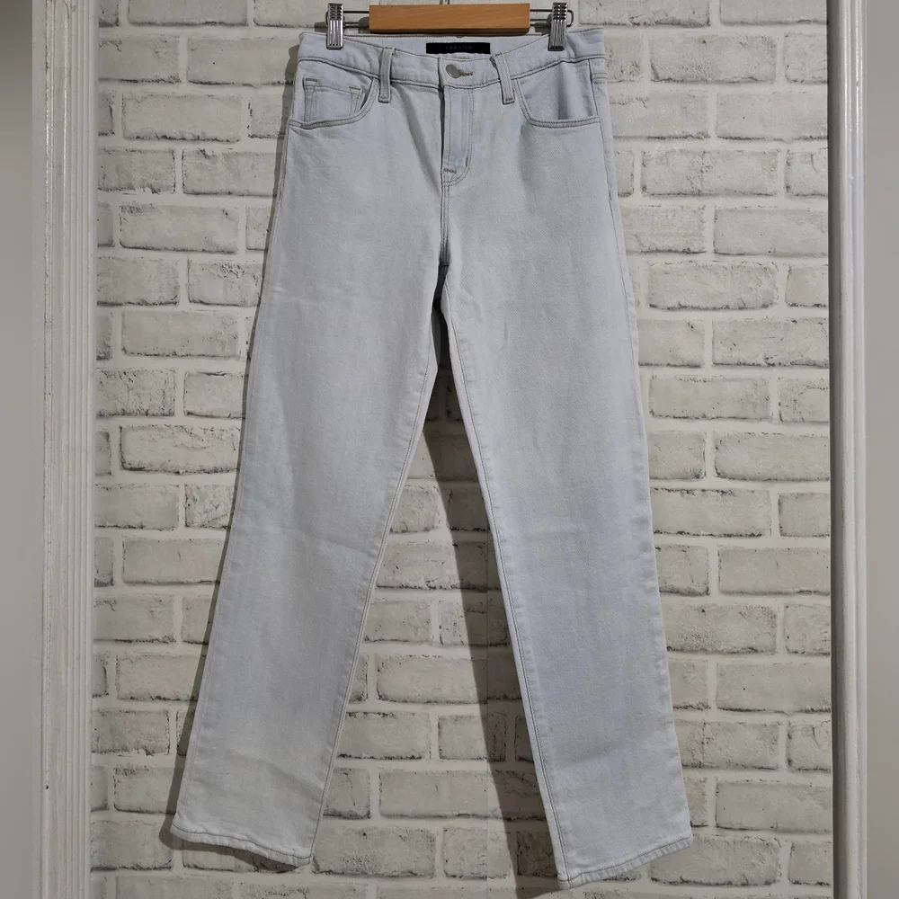 NEW J Brand Adele‎ Midrise Straight Jean Visionary Light Wash size 26